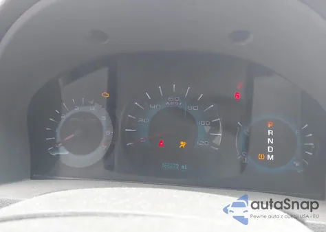 2010 Ford Fusion Sel z USA, uszkodzony, nr VIN 3FAHP0JG5AR297011